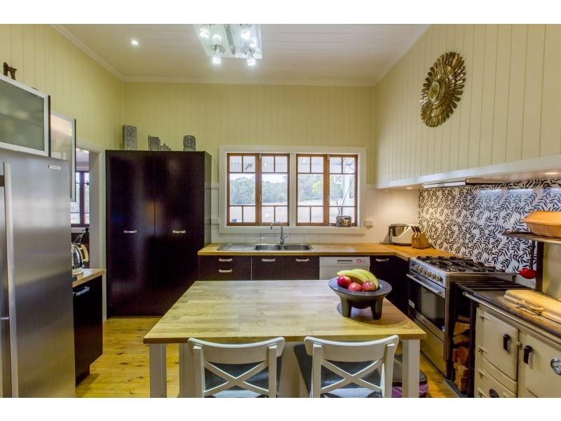 2 Armstrong Road, Eukey, Stanthorpe QLD 4380