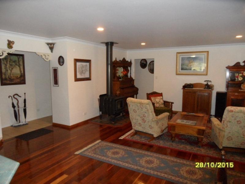 225 Tunnel Road , Dalveen, Stanthorpe QLD 4380