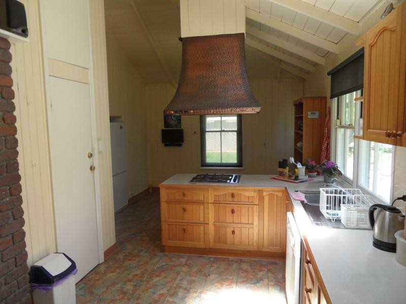 103 Old Caves Road, Stanthorpe QLD 4380