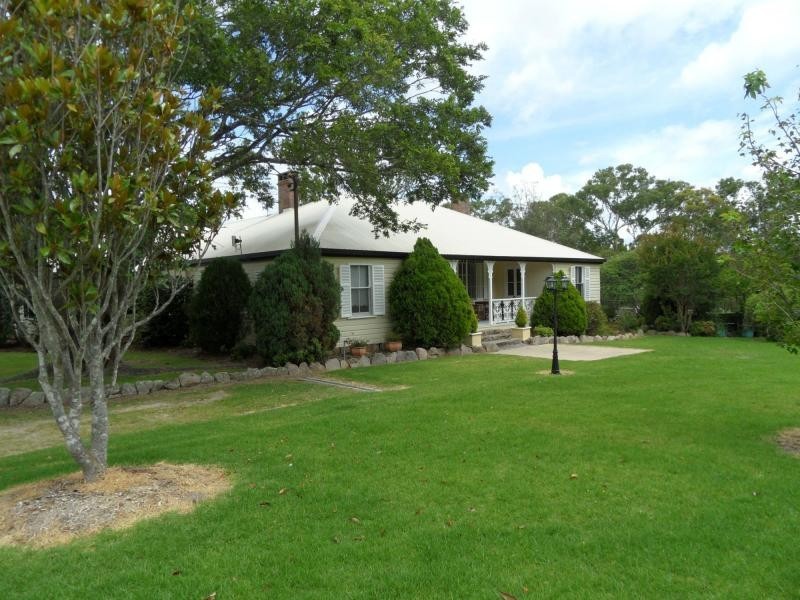 103 Old Caves Road, Stanthorpe QLD 4380