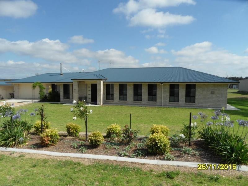 65 Cavallaro Lane, Glen Aplin, Stanthorpe QLD 4380