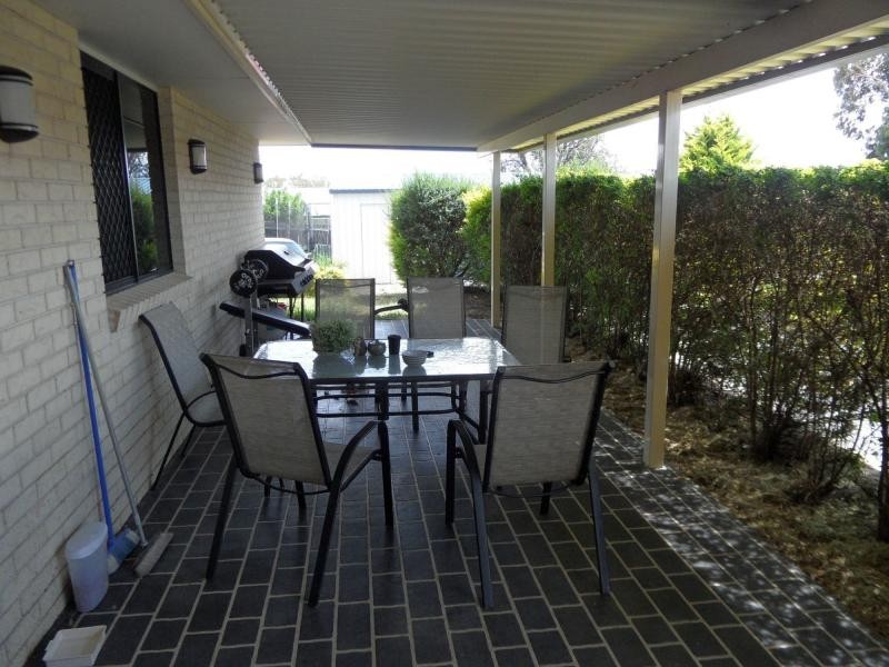 10 Barton Street, Stanthorpe QLD 4380