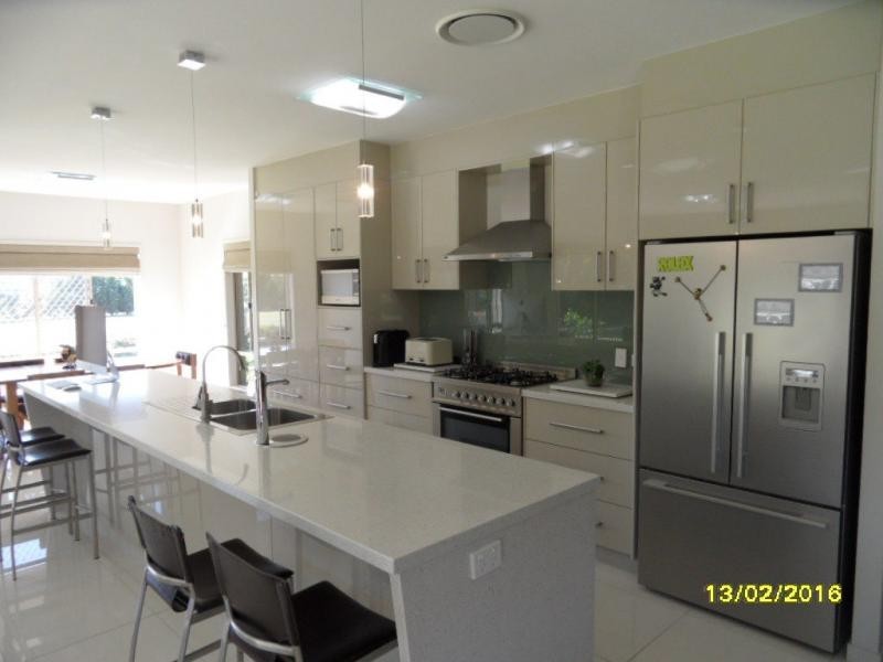 18 Manns Lane, Stanthorpe QLD 4380