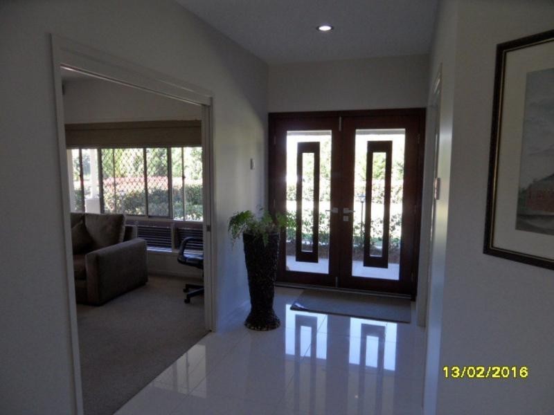 18 Manns Lane, Stanthorpe QLD 4380