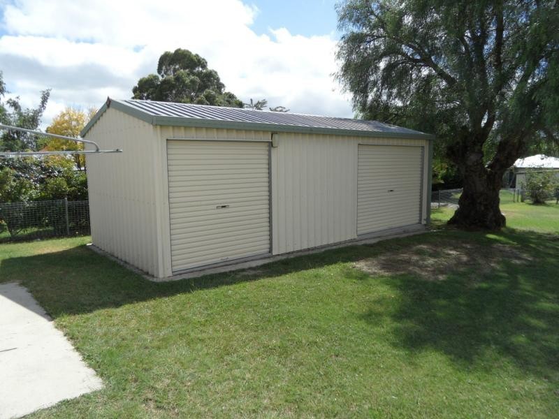 33 Hillcrest Street, Stanthorpe QLD 4380