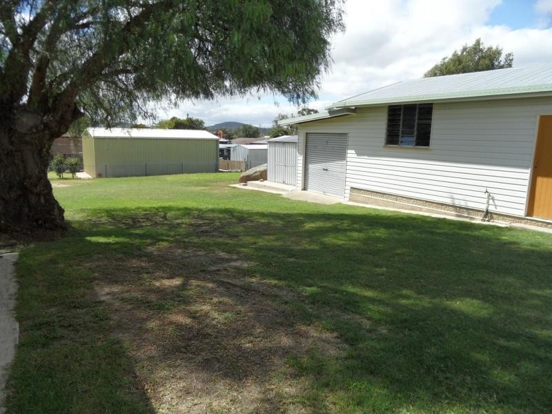 33 Hillcrest Street, Stanthorpe QLD 4380