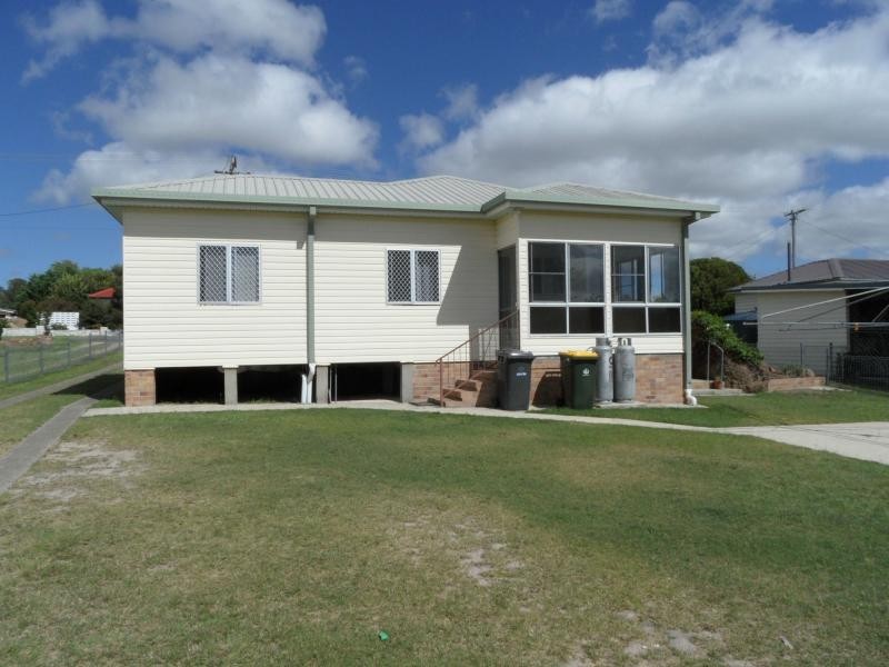 33 Hillcrest Street, Stanthorpe QLD 4380