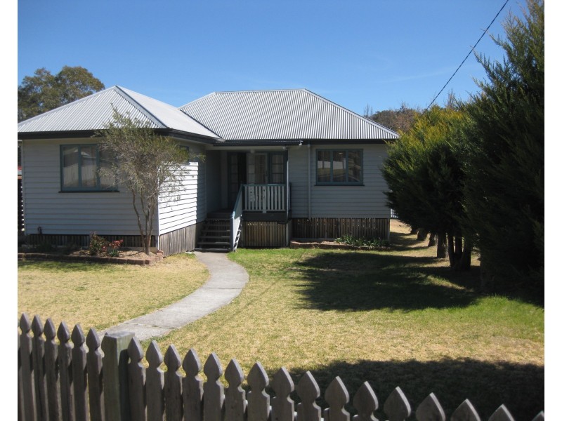 28a Pike Street, Stanthorpe QLD 4380