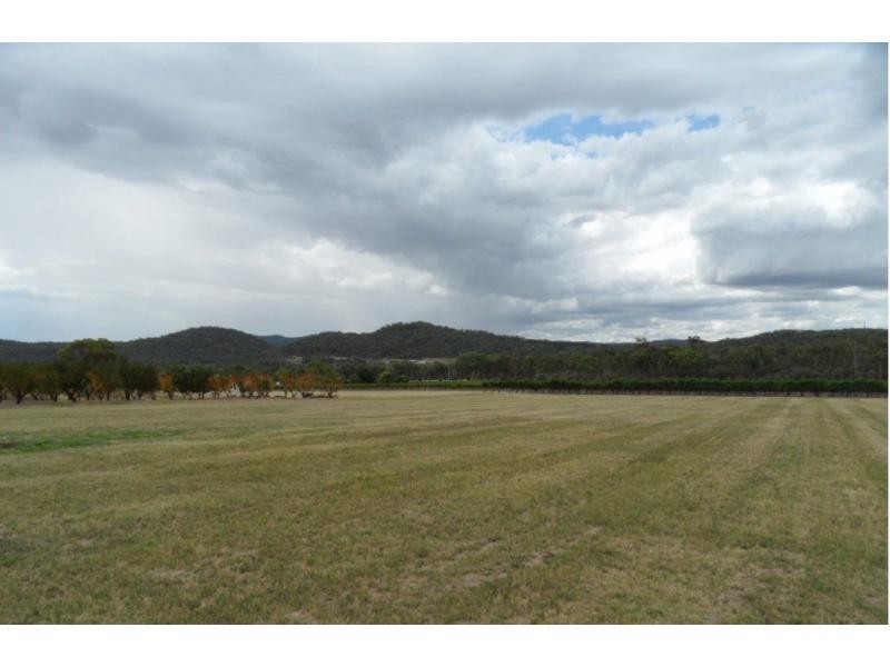 51 Ricca Road, Ballandean QLD 4382