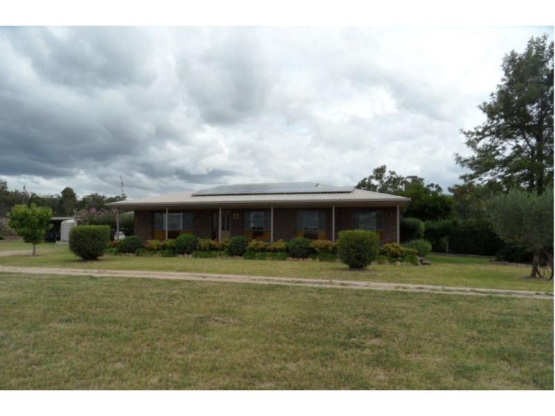 51 Ricca Road, Ballandean QLD 4382