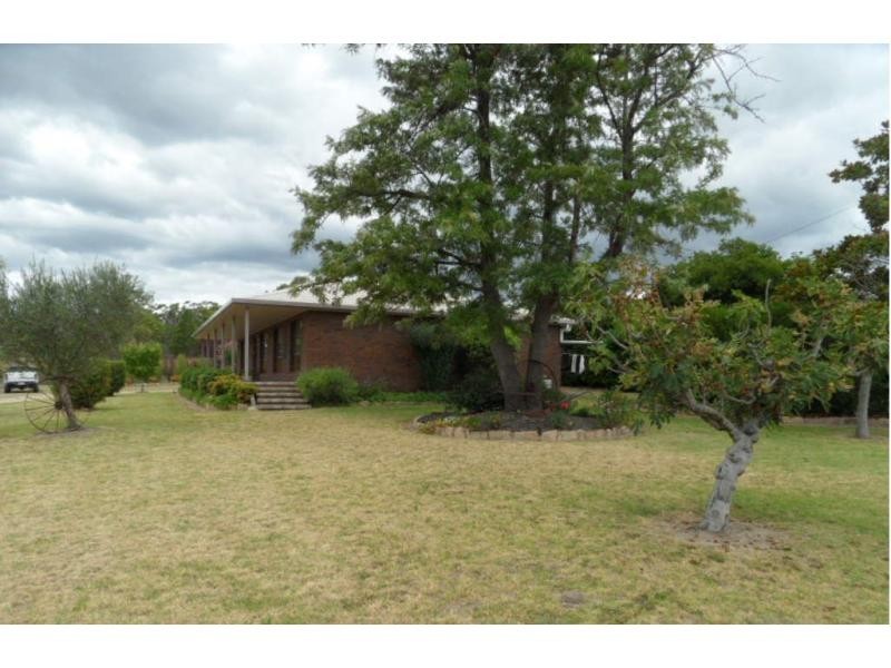51 Ricca Road, Ballandean QLD 4382