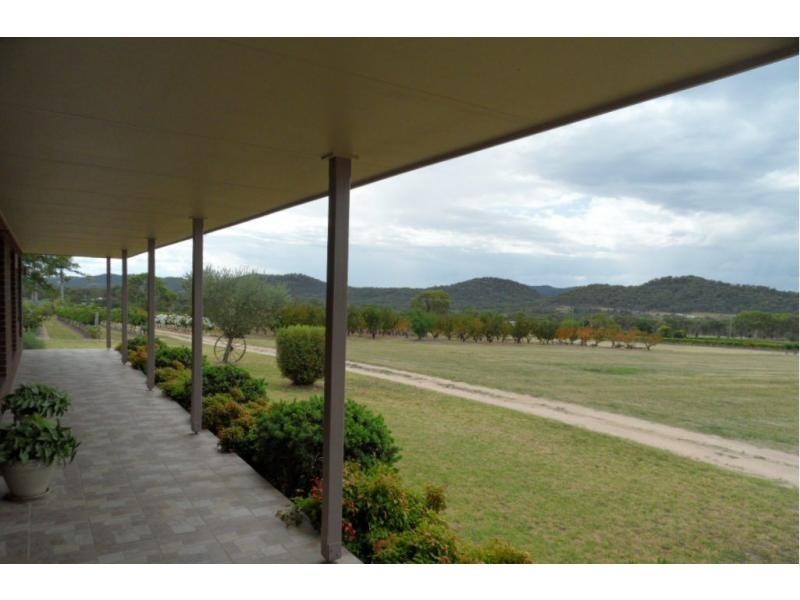 51 Ricca Road, Ballandean QLD 4382