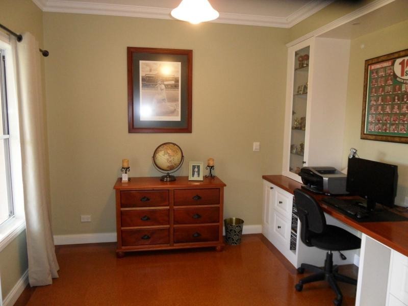 44 Melaleuca Crescent, Stanthorpe QLD 4380