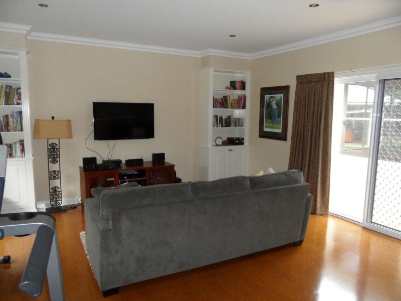 44 Melaleuca Crescent, Stanthorpe QLD 4380