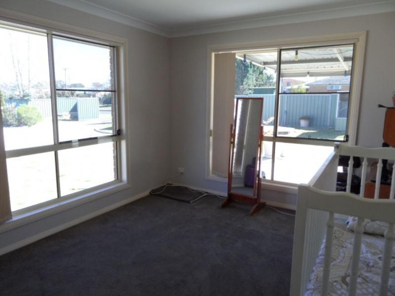 83 College Road, Stanthorpe QLD 4380