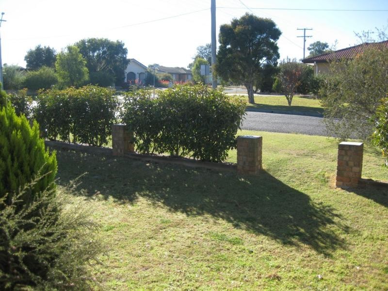 83 College Road, Stanthorpe QLD 4380