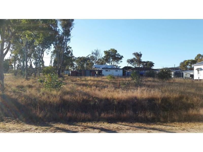 L8 Glover Street, Glen Aplin QLD 4381
