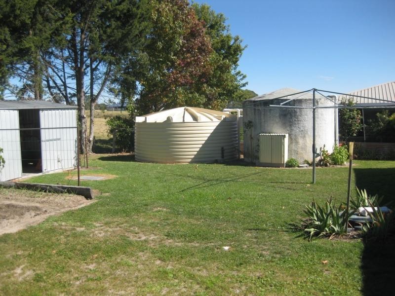 15 Haig Street, The Summit, Stanthorpe QLD 4380