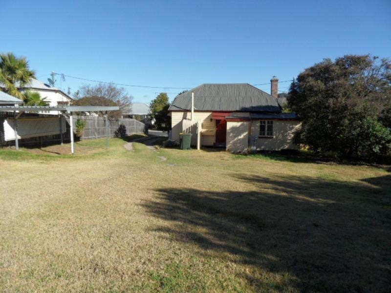 1 Petzler Street, Stanthorpe, Stanthorpe QLD 4380