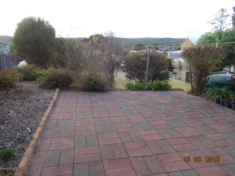 12 Minna Street, Stanthorpe QLD 4380