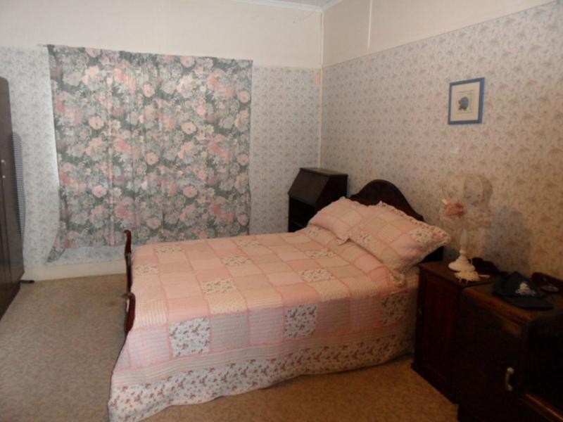 28 Pierpoint Street, Stanthorpe QLD 4380