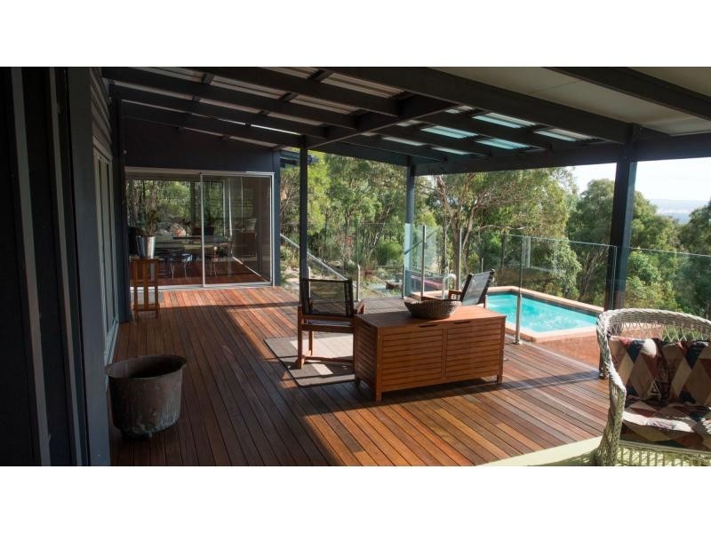 37 Roberts Road, Stanthorpe QLD 4380