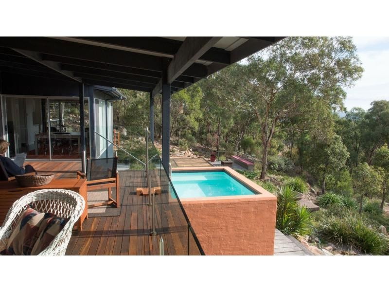 37 Roberts Road, Stanthorpe QLD 4380