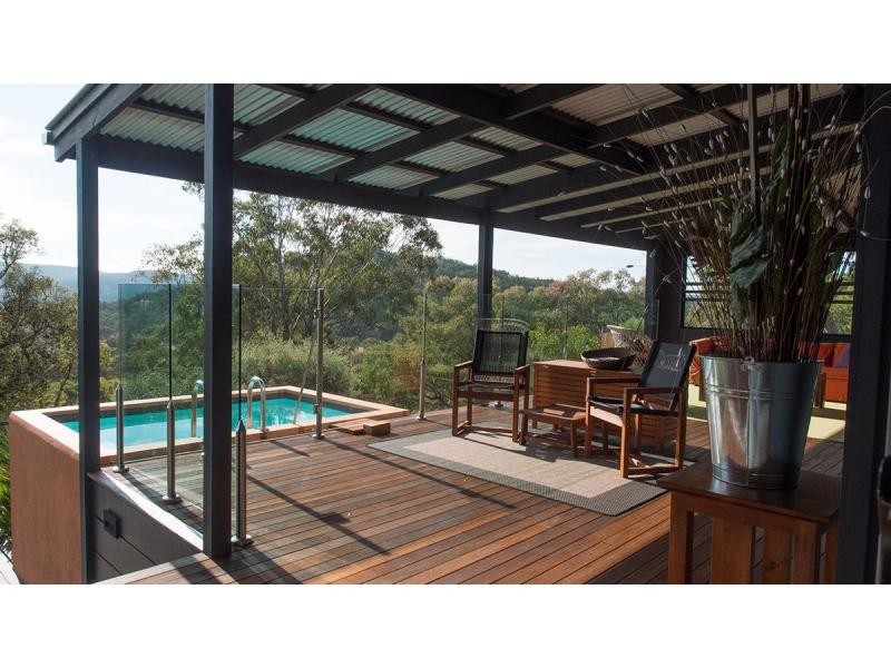 37 Roberts Road, Stanthorpe QLD 4380