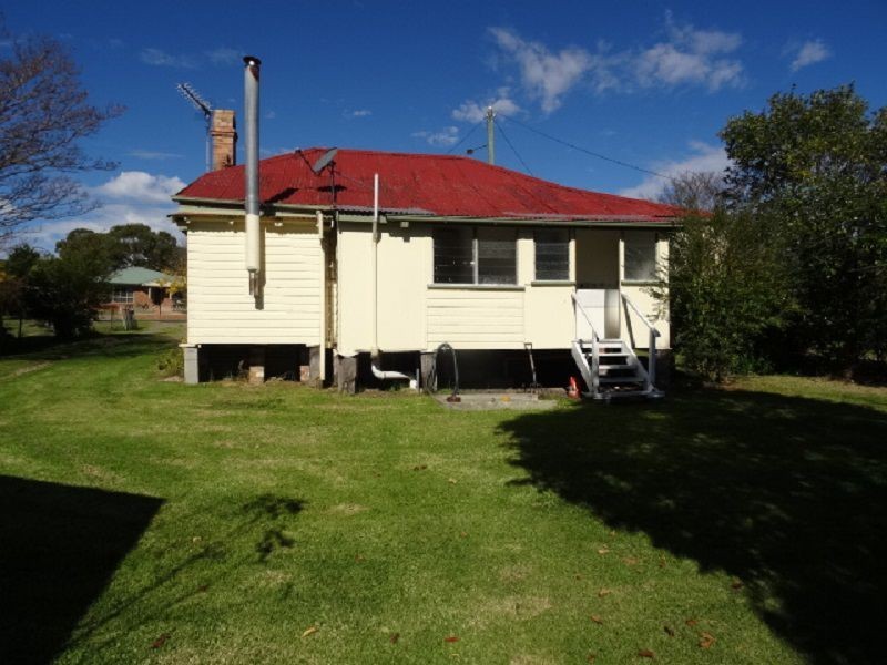 64 High Street, Stanthorpe QLD 4380