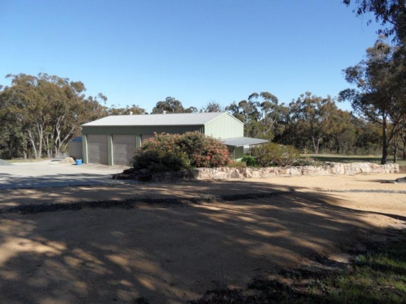 39 Hannigan lane, Mt Tully, Stanthorpe QLD 4380