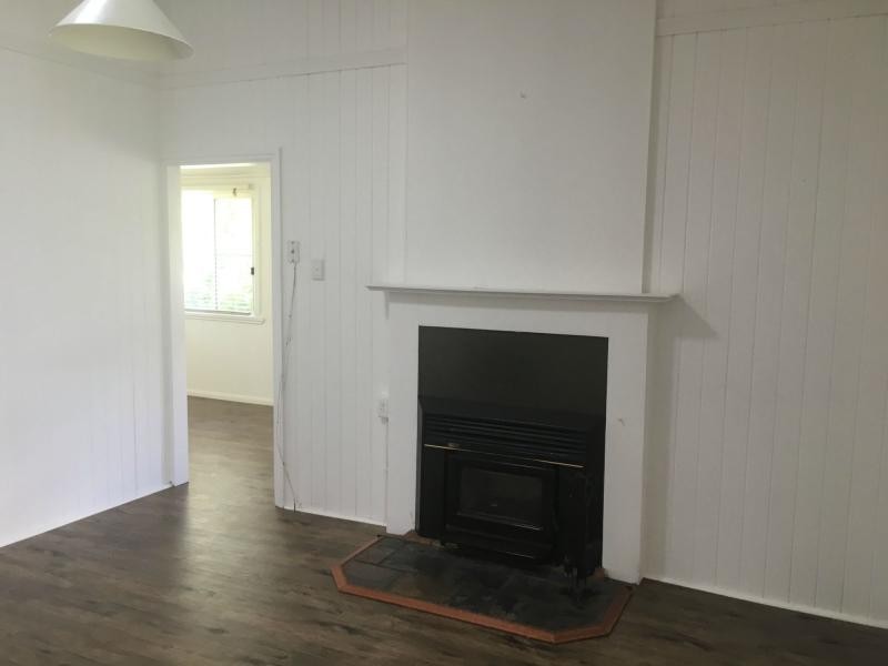 26 McGregor Terrace, Stanthorpe QLD 4380