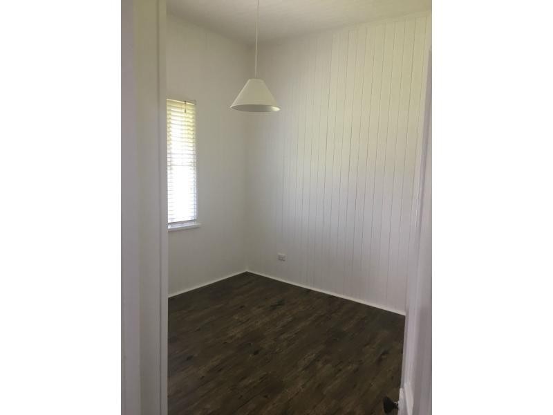 26 McGregor Terrace, Stanthorpe QLD 4380