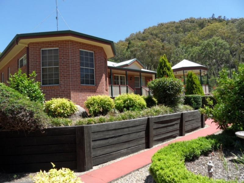 26168 New England Highway, Stanthorpe, Stanthorpe QLD 4380