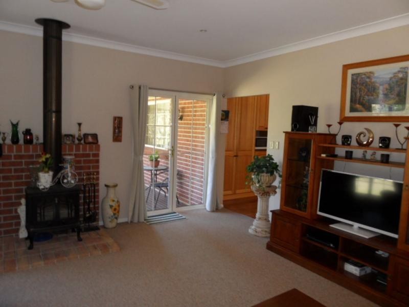 26168 New England Highway, Stanthorpe, Stanthorpe QLD 4380