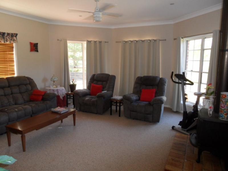 26168 New England Highway, Stanthorpe, Stanthorpe QLD 4380