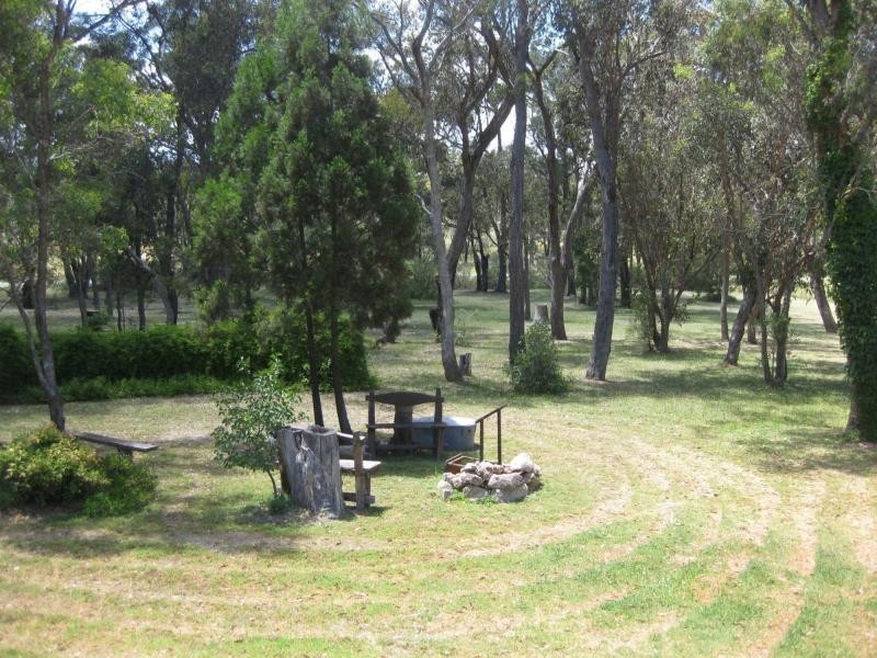 3 Lees Mountain Road, Stanthorpe QLD 4380