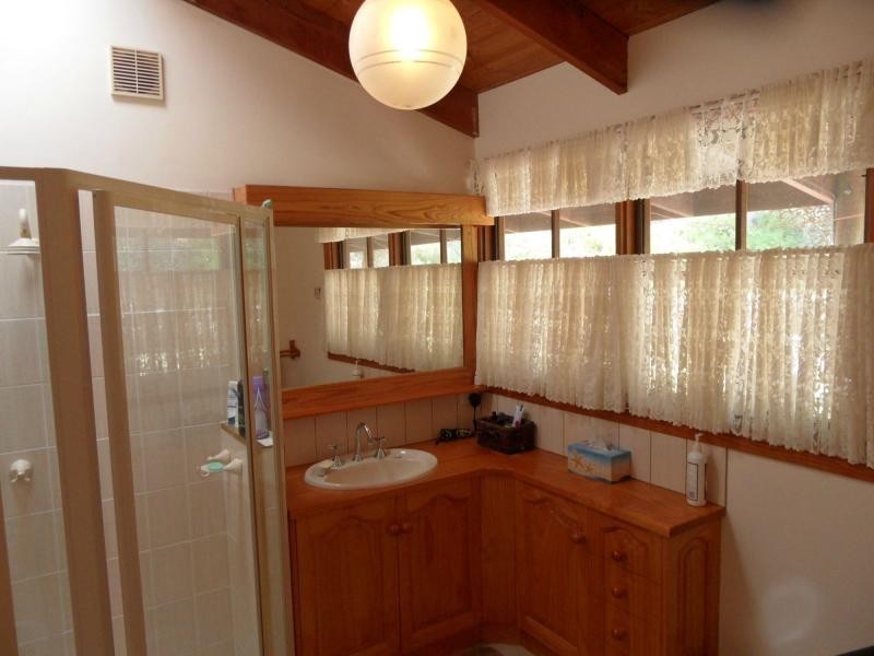 3 Lees Mountain Road, Stanthorpe QLD 4380