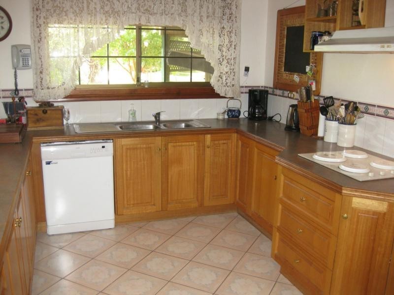 21 Fairway Crescent, Stanthorpe QLD 4380