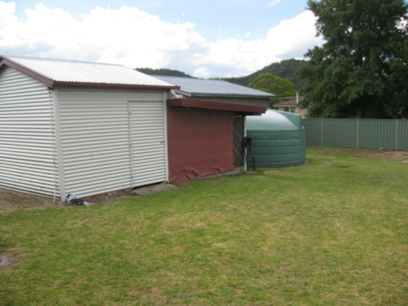 94 Lock Street, Stanthorpe QLD 4380