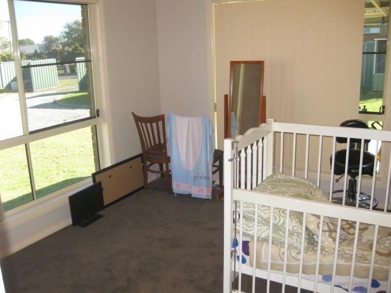 83 College Road, Stanthorpe QLD 4380