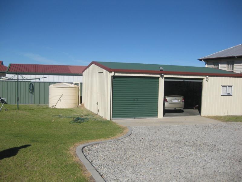 83 College Road, Stanthorpe QLD 4380