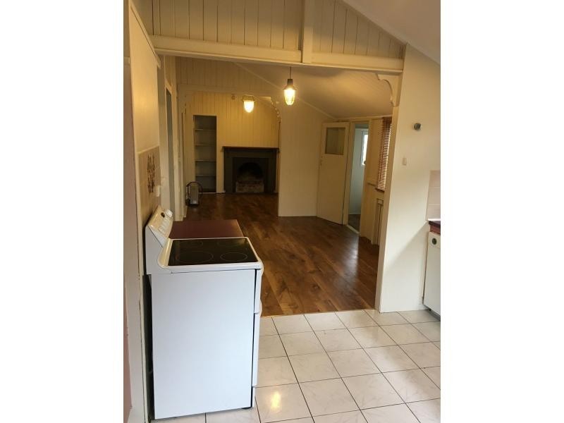 9 HARRIS Street, Stanthorpe QLD 4380