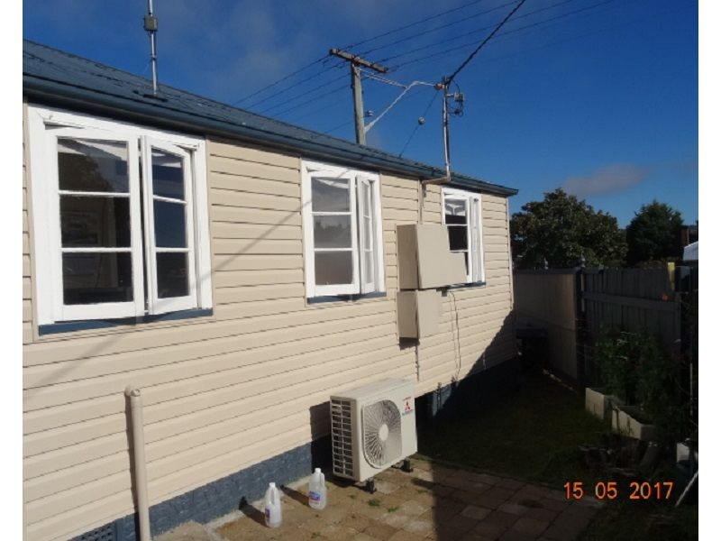 2/75 HIGH STREET, Stanthorpe QLD 4380