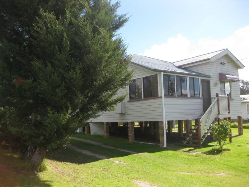 38 Denham Street, Stanthorpe QLD 4380