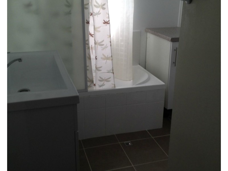 9 STANTON St, Stanthorpe QLD 4380