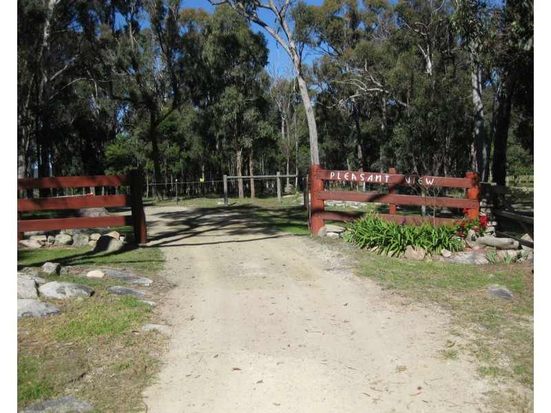 54 Rene Lane, Mount Tully QLD 4380