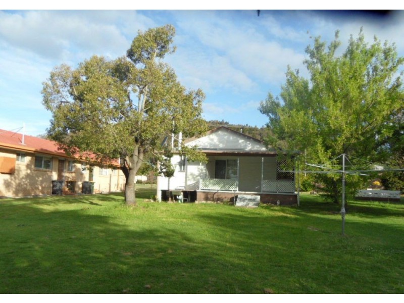 10 Aplin Street, Stanthorpe QLD 4380