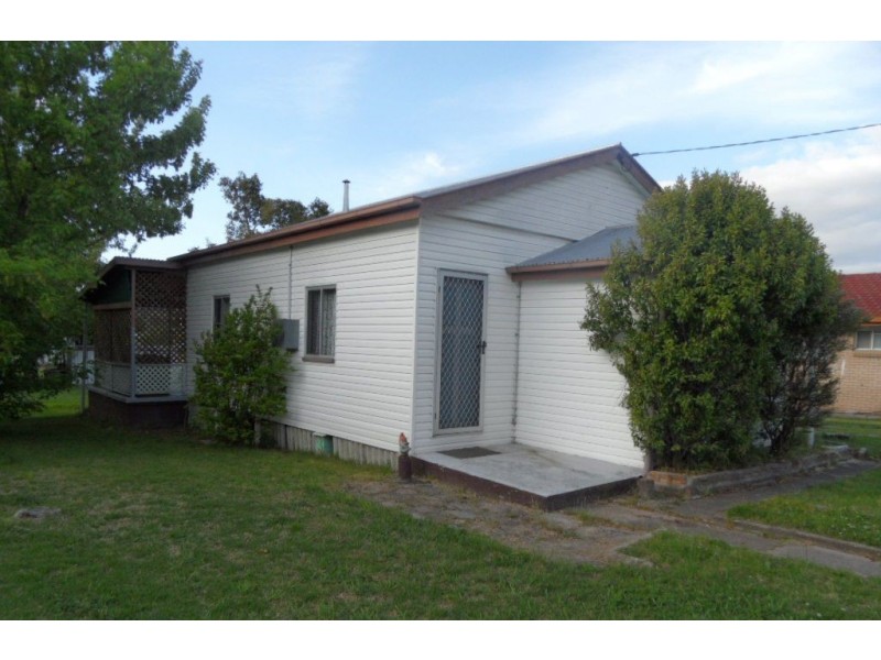 10 Aplin Street, Stanthorpe QLD 4380