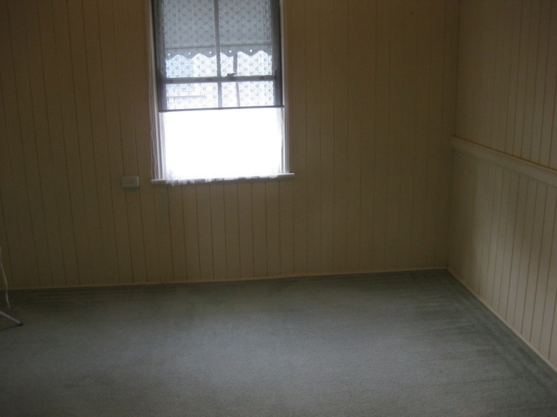 12 Ruby Street, Stanthorpe QLD 4380