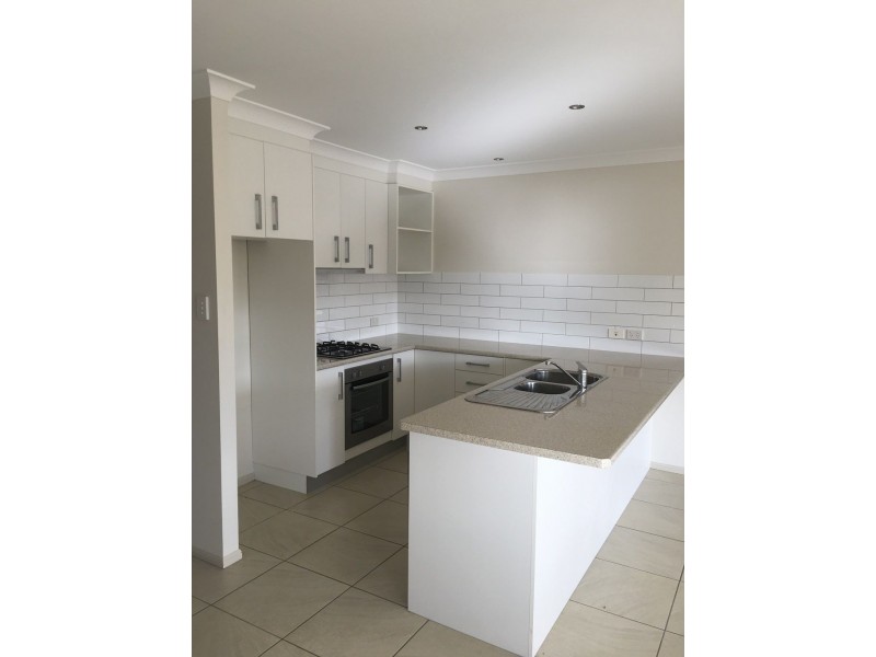Unit/53B Amosfield Road, Stanthorpe QLD 4380